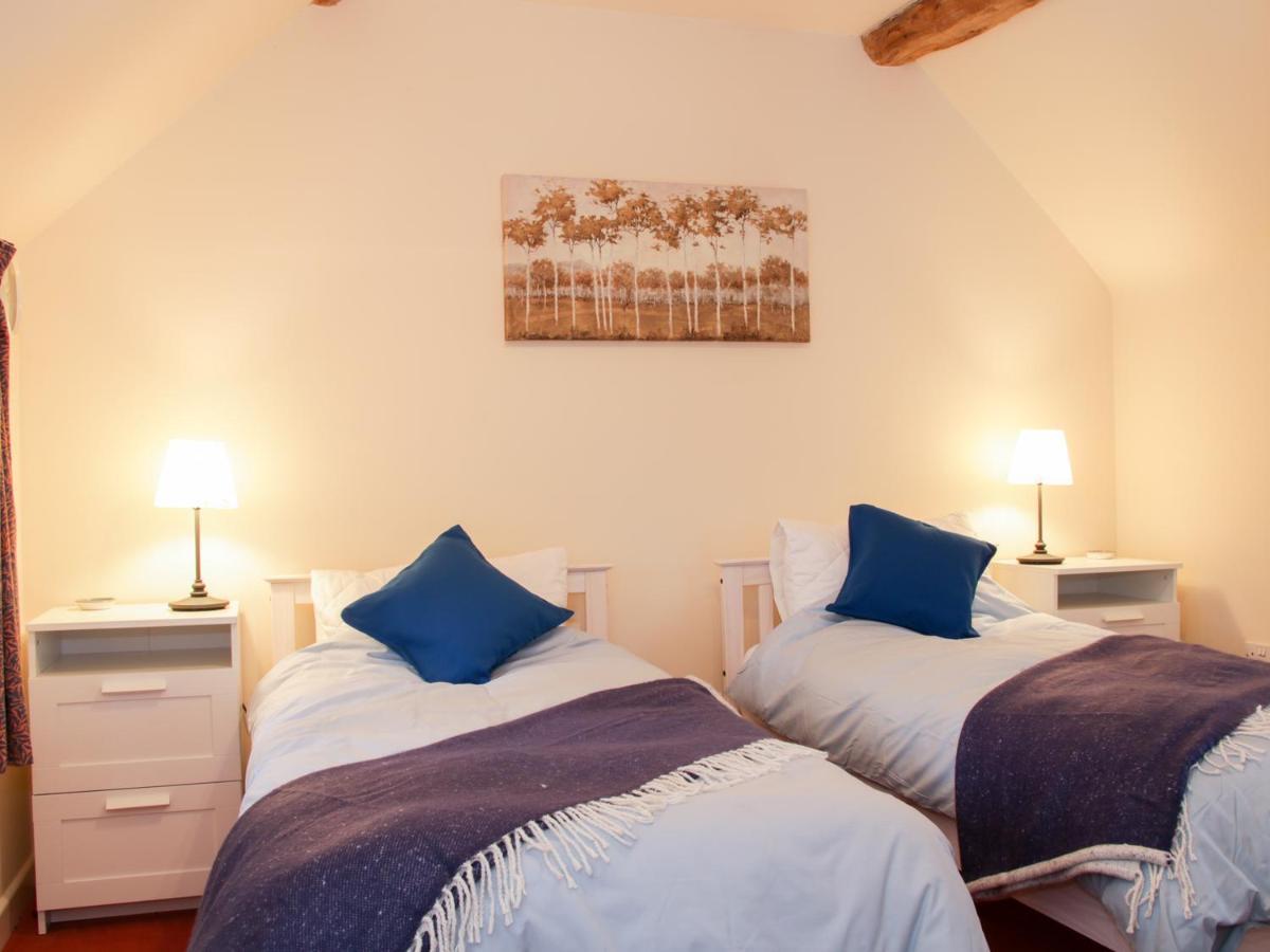 Cream Door Cottage 키더민스터 외부 사진