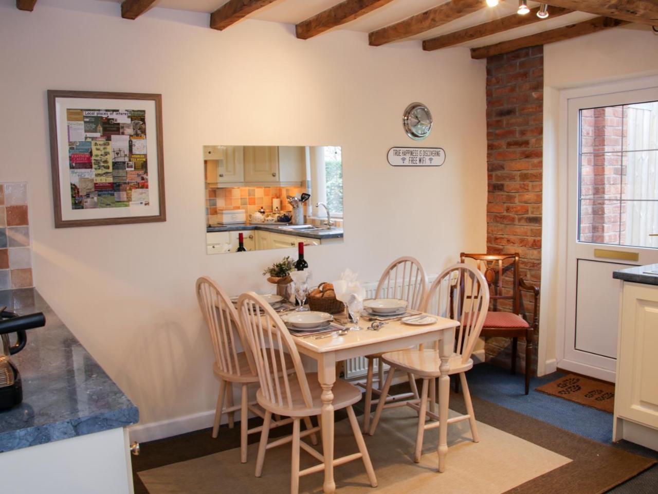 Cream Door Cottage 키더민스터 외부 사진
